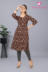 Womens 3/4th Rayon Round Neck A-Line Kurti 3769